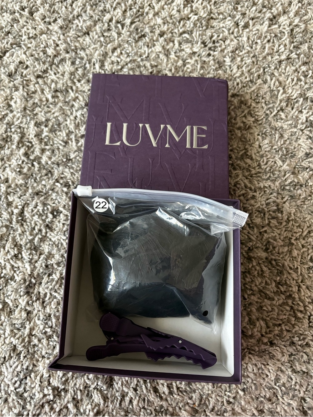 Luvme hair straight 22” clip ins -
